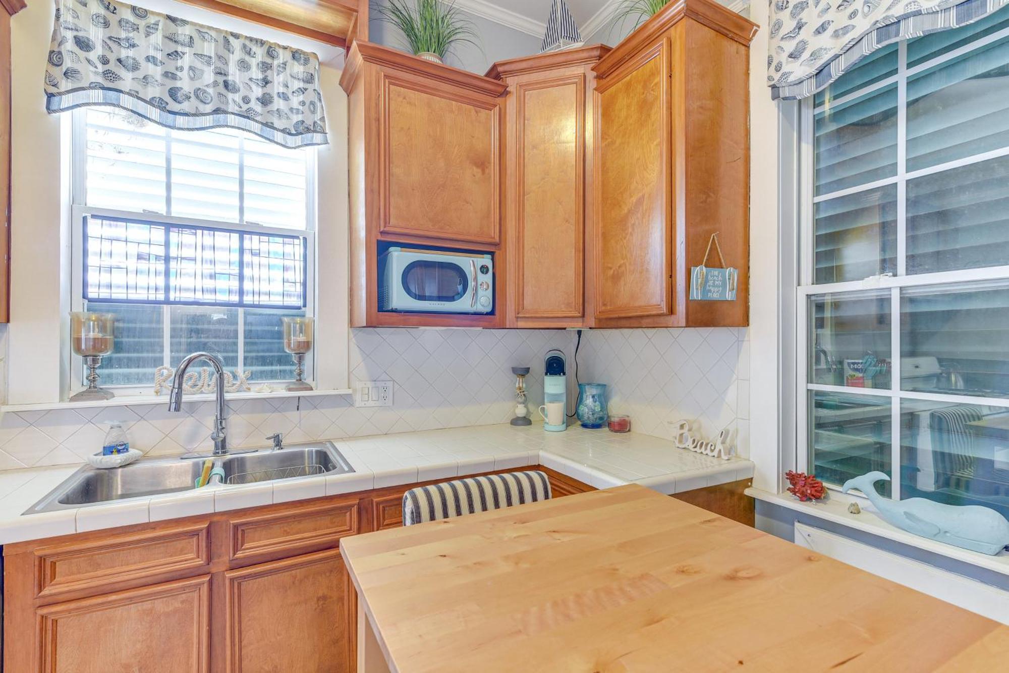 Coastal Galveston Studio About 1 Mi To Beach! ภายนอก รูปภาพ