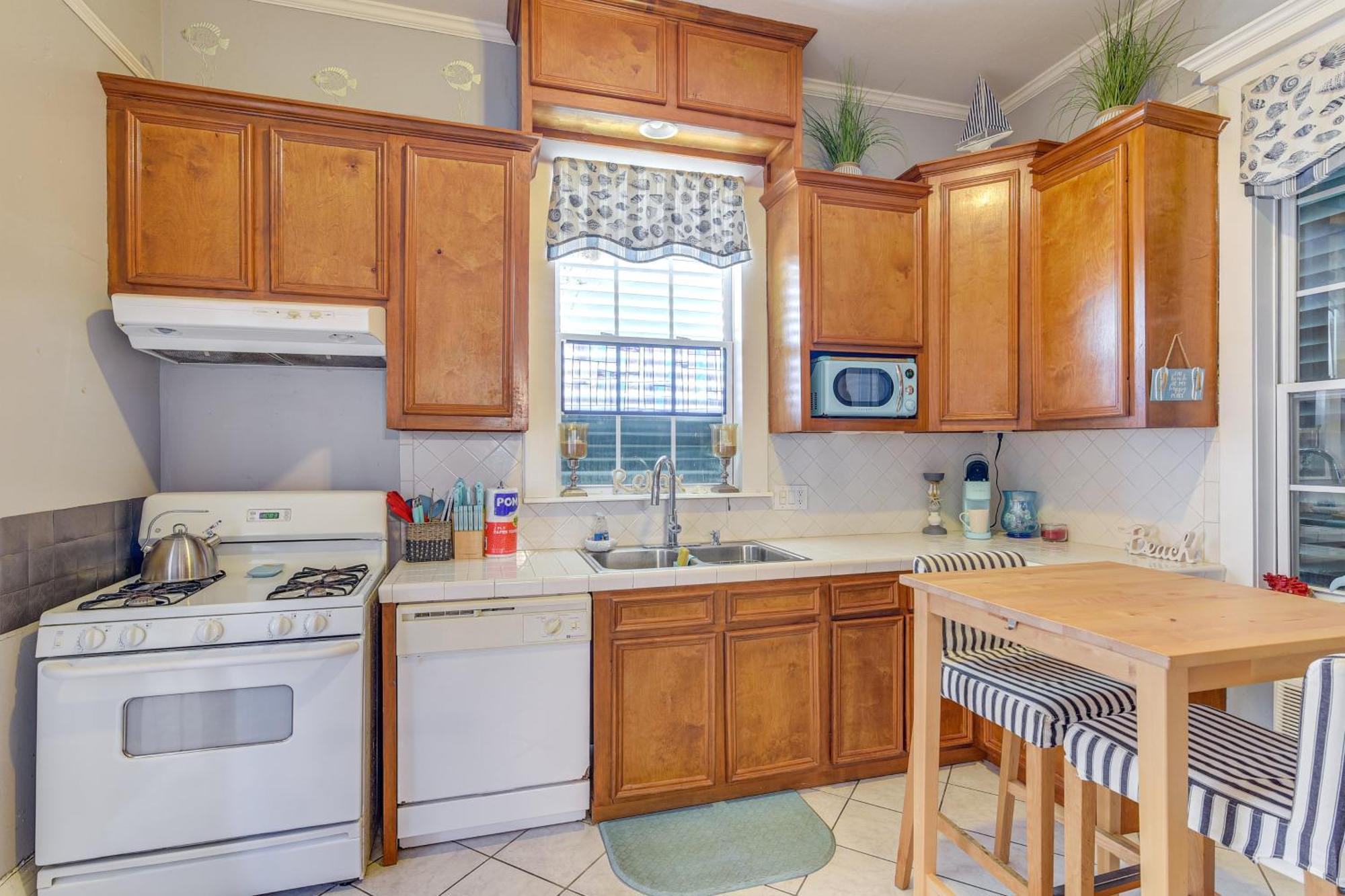 Coastal Galveston Studio About 1 Mi To Beach! ภายนอก รูปภาพ